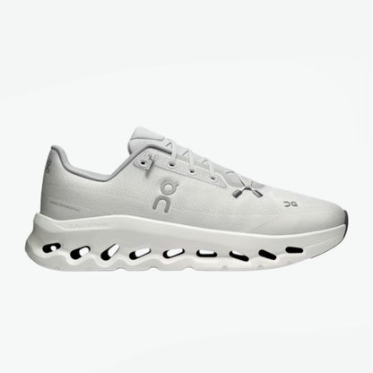 On - Cloudtilt Sneakers