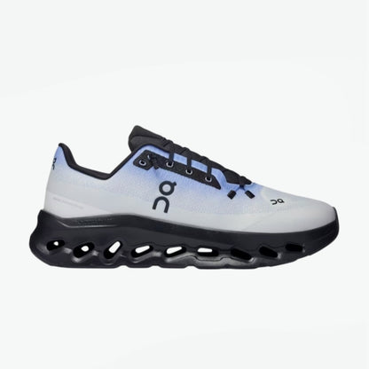 On - Cloudtilt Sneakers